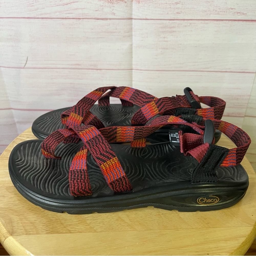 Chaco Adjustable Strap Sandals‎ Size 9